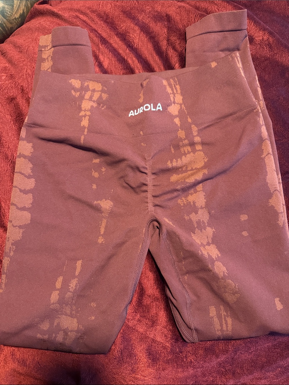 AUROLA women’s Maroon Tie-Dye Active Leggings burgundy